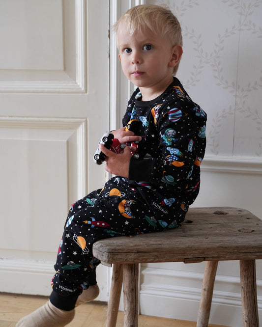 Villervalla Space Pyjama Night
