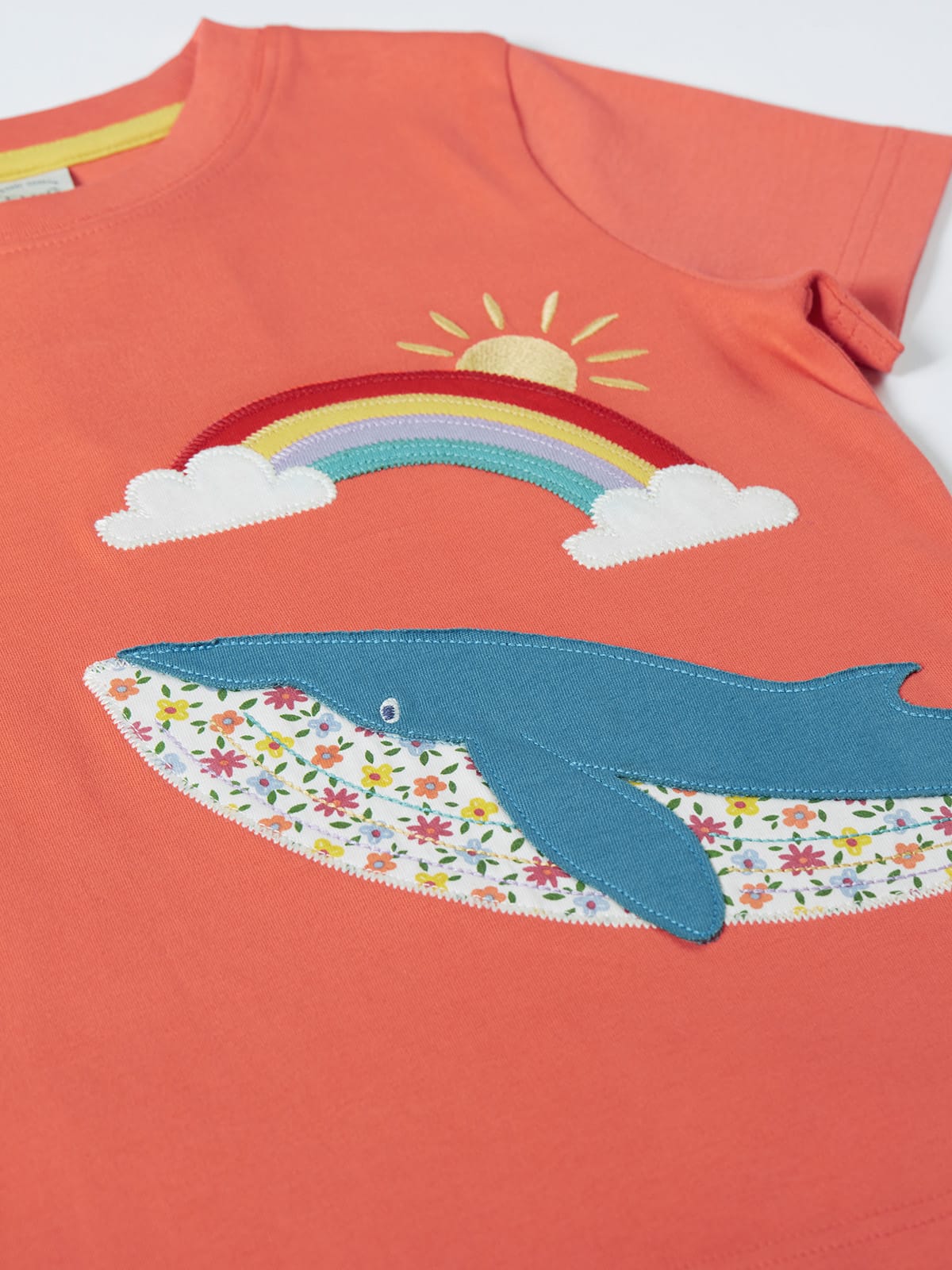 Frugi Scout Applique T-shirt Dahlia/Whale