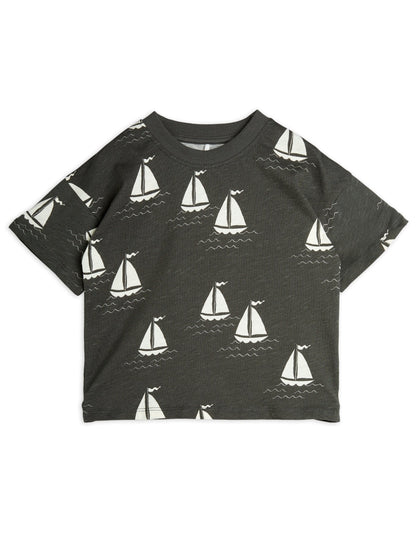 Sailing Boats Short Sleeve Tee